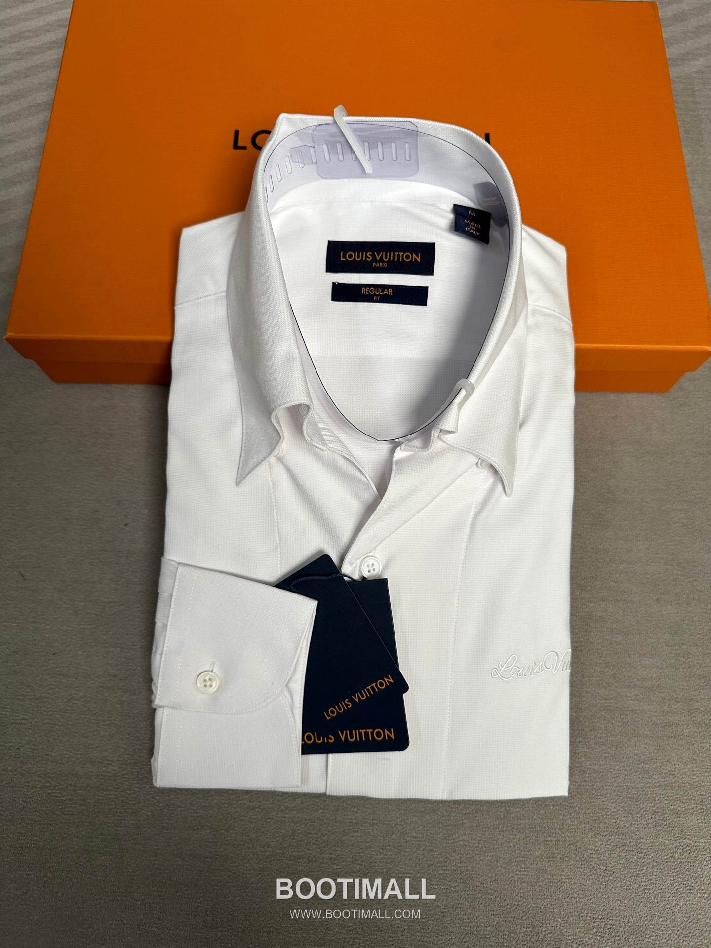 Louis Vuitton 2026 SS Cotton Shirt with Embroidered Logo Patch 루이비통 2026 SS 코튼 셔츠 자수 로고 패치 2