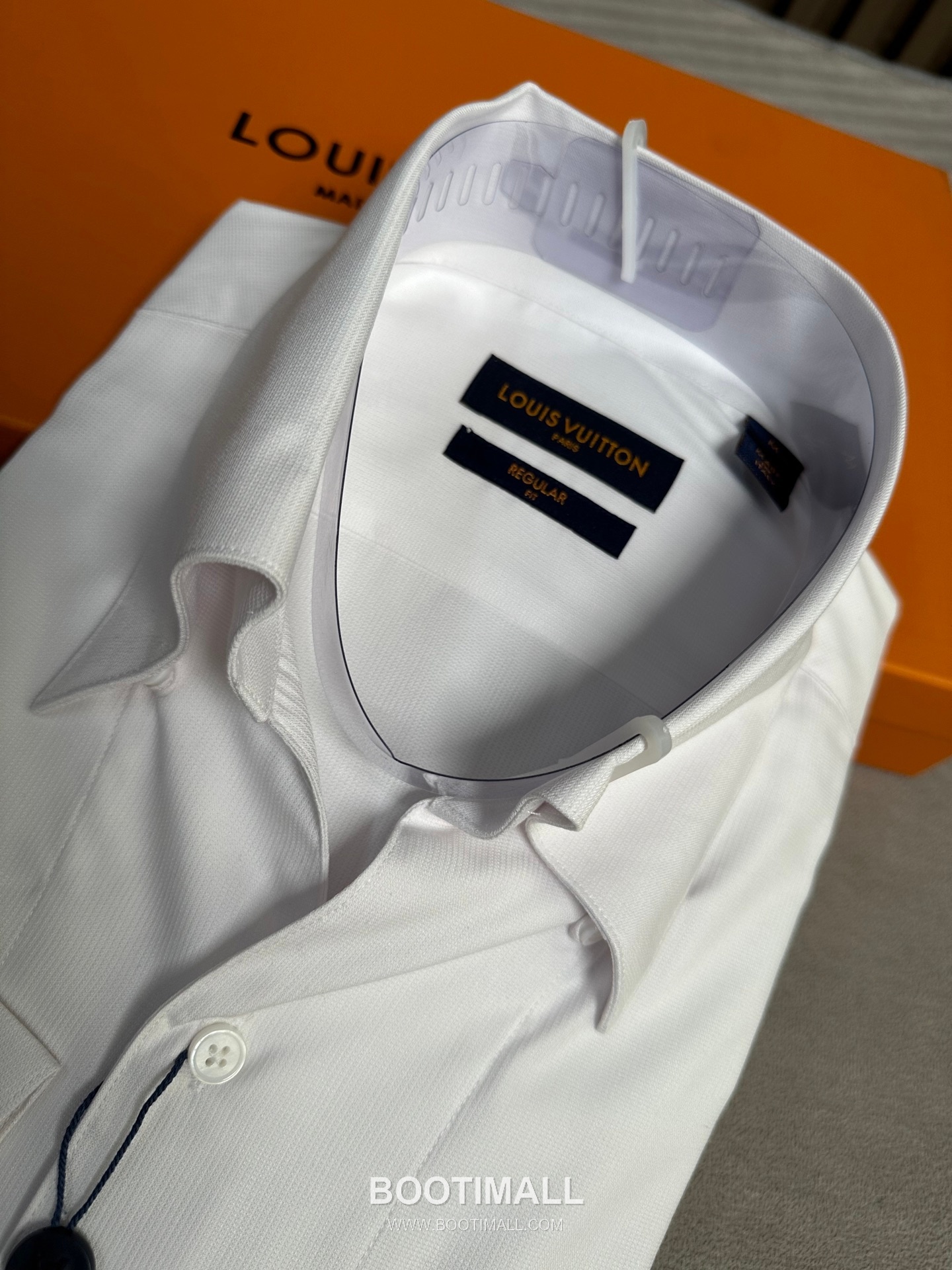 Louis Vuitton 2026 SS Cotton Shirt with Embroidered Logo Patch 루이비통 2026 SS 코튼 셔츠 자수 로고 패치 3