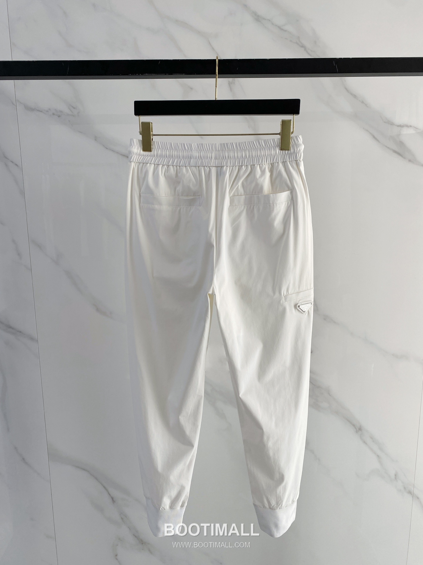 Prada 2026 SS Lyocell Nylon Stretch Pants with Logo Detail 프라다 2026 SS 텐셀 나일론 스트레치 팬츠 로고 디테일 7
