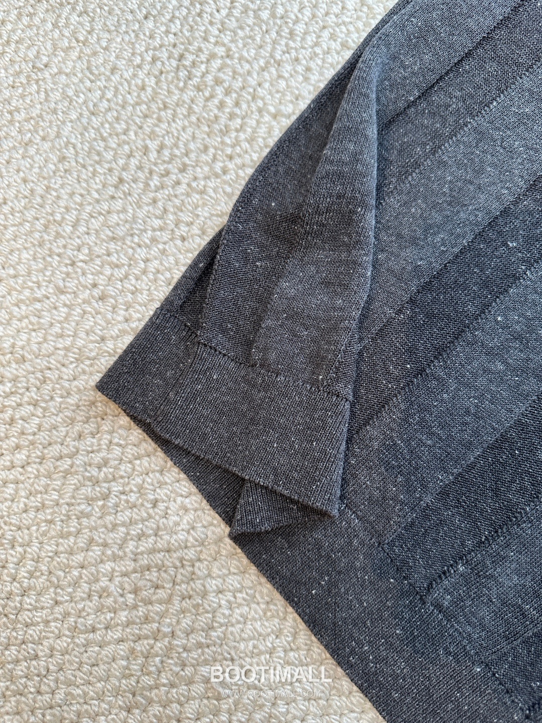 Loro Piana 2026 SS Linen Lyocell Acrylic Knit Polo Shirt with Spread Collar 로로피아나 2026 SS 린넨 라이오셀 아크릴 니트 폴로 셔츠 스프레드 칼라 9