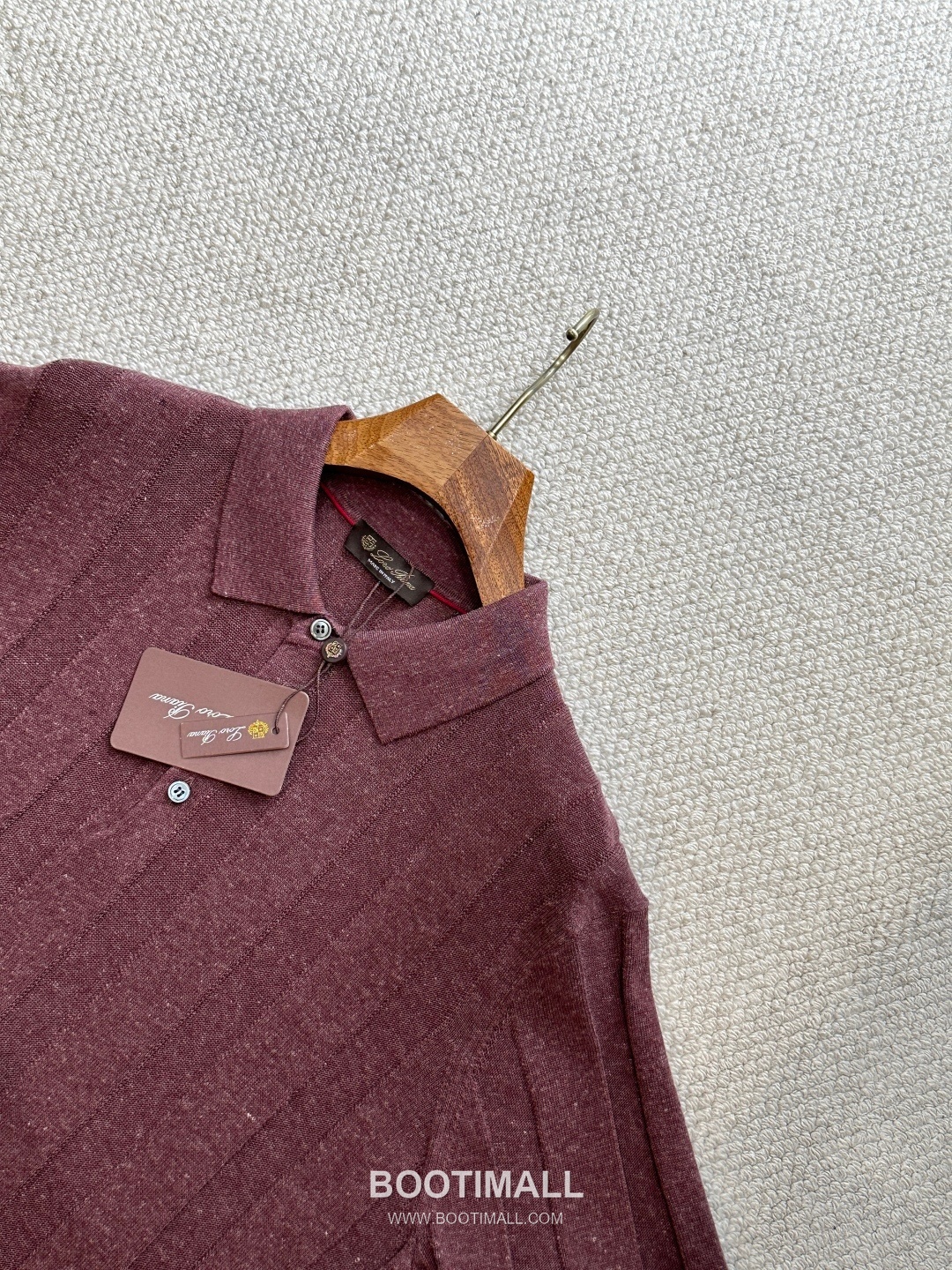 Loro Piana 2026 SS Linen Lyocell Acrylic Knit Polo Shirt with Spread Collar 로로피아나 2026 SS 린넨 라이오셀 아크릴 니트 폴로 셔츠 스프레드 칼라 6