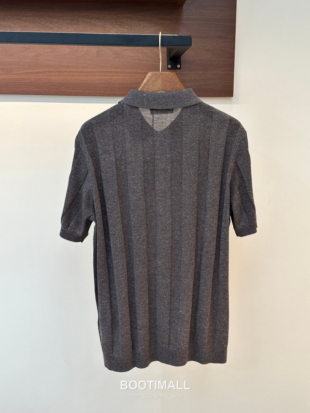 Loro Piana 2026 SS Linen Lyocell Acrylic Knit Polo Shirt with Spread Collar 로로피아나 2026 SS 린넨 라이오셀 아크릴 니트 폴로 셔츠 스프레드 칼라 4