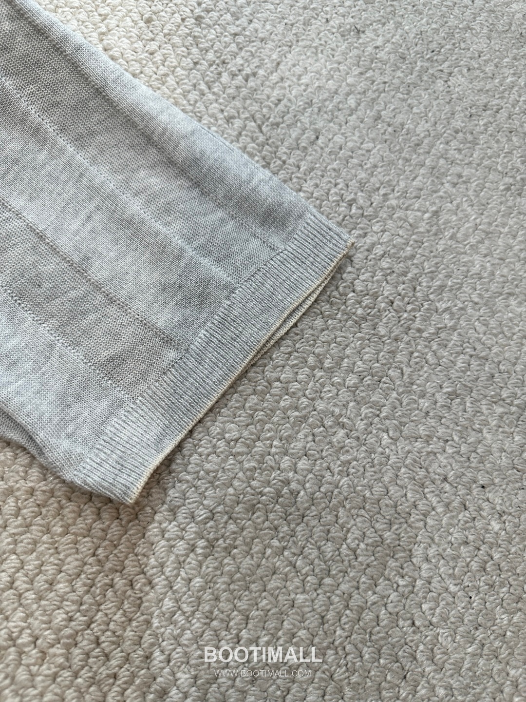 Loro Piana 2026 SS Linen Lyocell Acrylic Knit Polo Shirt with Spread Collar 로로피아나 2026 SS 린넨 라이오셀 아크릴 니트 폴로 셔츠 스프레드 칼라 7