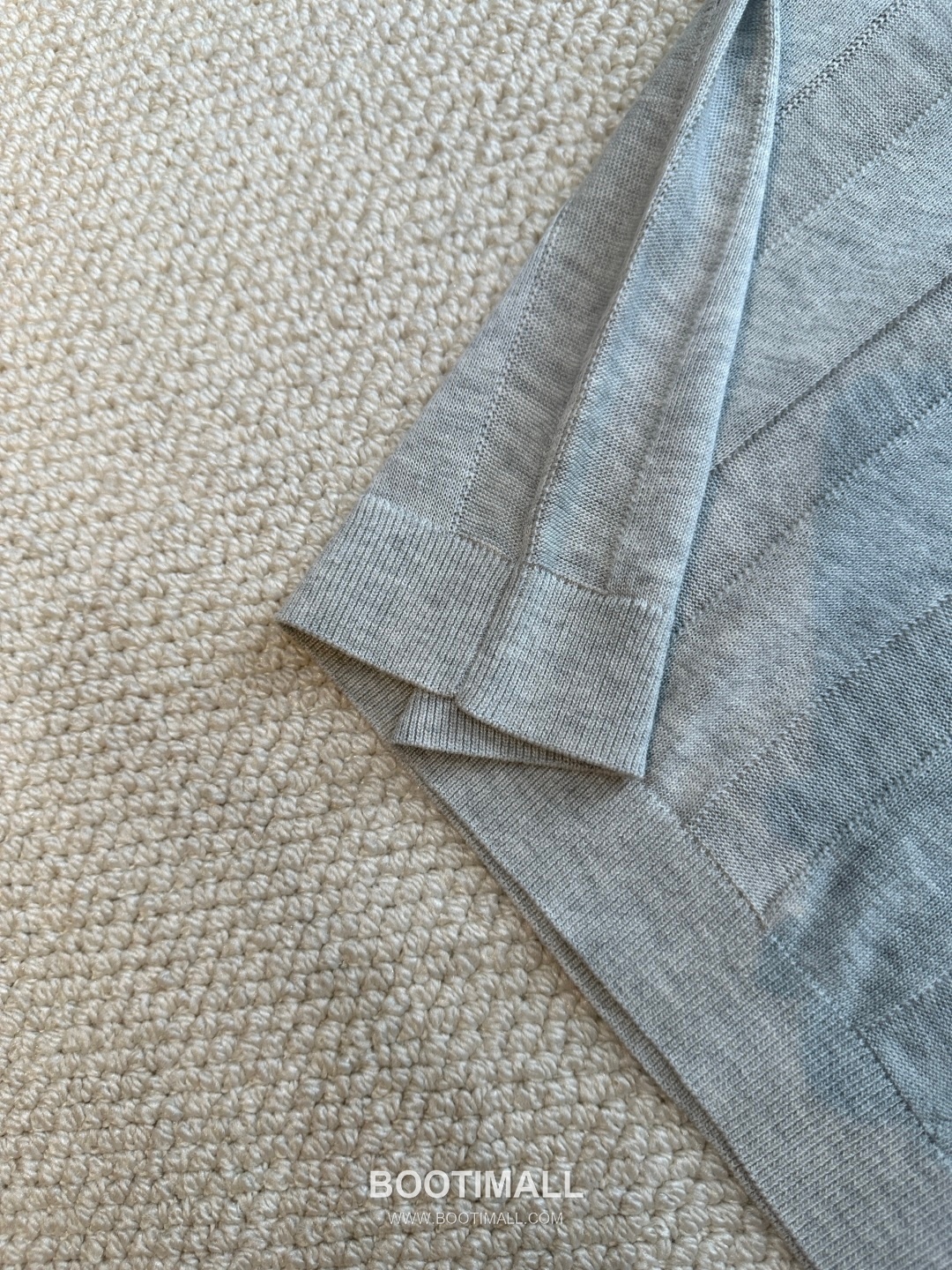 Loro Piana 2026 SS Linen Lyocell Acrylic Knit Polo Shirt with Spread Collar 로로피아나 2026 SS 린넨 라이오셀 아크릴 니트 폴로 셔츠 스프레드 칼라 9