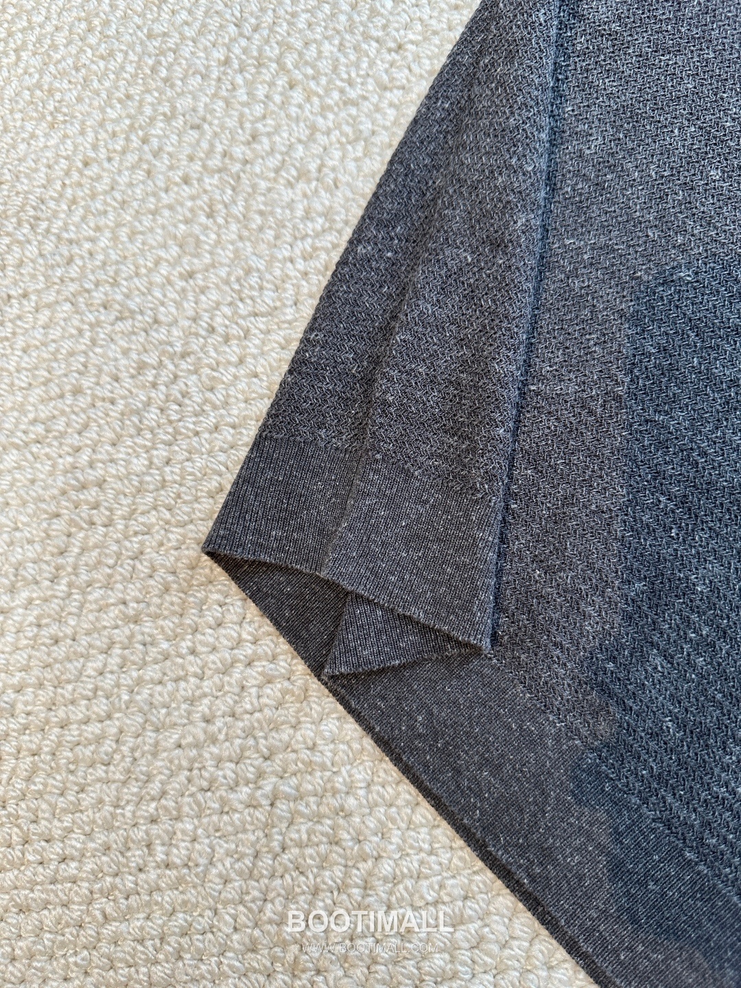 Loro Piana 2026 SS Linen Lyocell Acrylic Knit Polo Shirt with Spread Collar 로로피아나 2026 SS 린넨 라이오셀 아크릴 니트 폴로 셔츠 스프레드 칼라 9