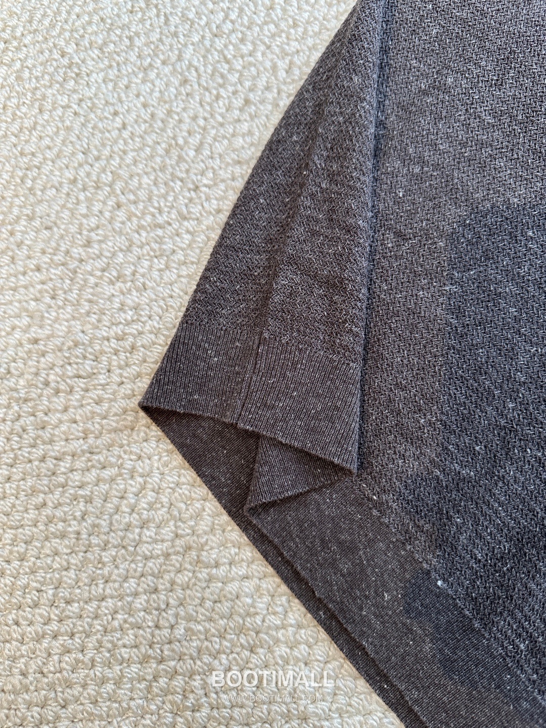 Loro Piana 2026 SS Linen Lyocell Acrylic Knit Polo Shirt with Spread Collar 로로피아나 2026 SS 린넨 라이오셀 아크릴 니트 폴로 셔츠 스프레드 칼라 9