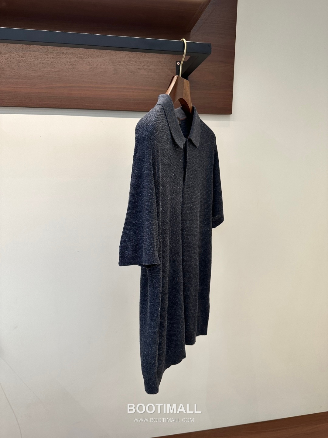 Loro Piana 2026 SS Linen Lyocell Acrylic Knit Polo Shirt with Spread Collar 로로피아나 2026 SS 린넨 라이오셀 아크릴 니트 폴로 셔츠 스프레드 칼라 3