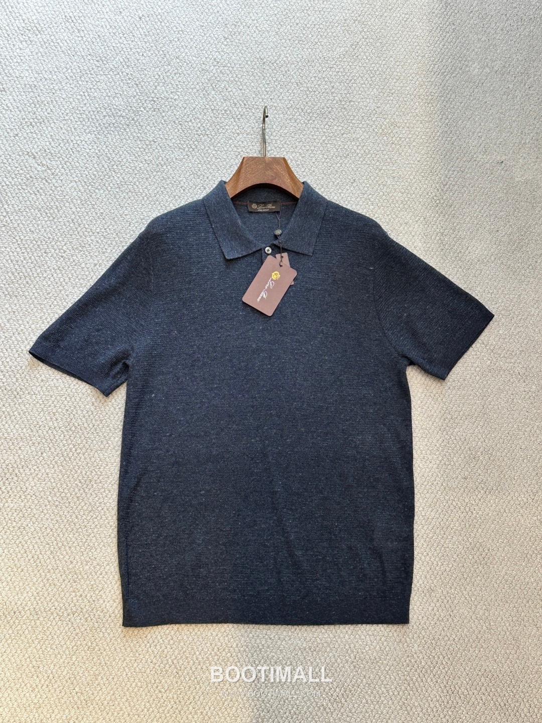 Loro Piana 2026 SS Linen Lyocell Acrylic Knit Polo Shirt with Spread Collar 로로피아나 2026 SS 린넨 라이오셀 아크릴 니트 폴로 셔츠 스프레드 칼라 7