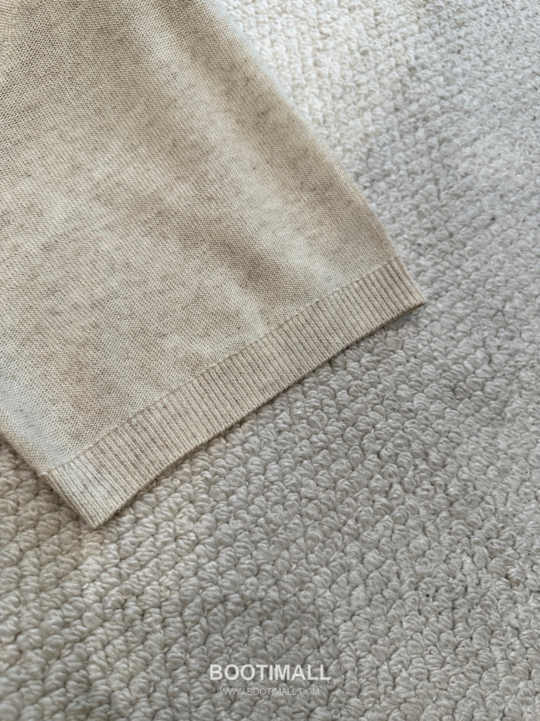 Loro Piana 2026 SS Linen Lyocell Acrylic Knit Polo Shirt with Spread Collar 로로피아나 2026 SS 린넨 라이오셀 아크릴 니트 폴로 셔츠 스프레드 칼라 7