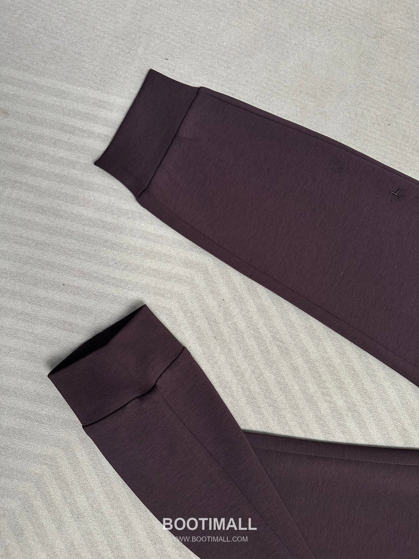 Dior 2026 SS Acetate Blend Pants with Embroidered Detail 디올 2026 SS 아세테이트 혼방 팬츠 자수 디테일 9