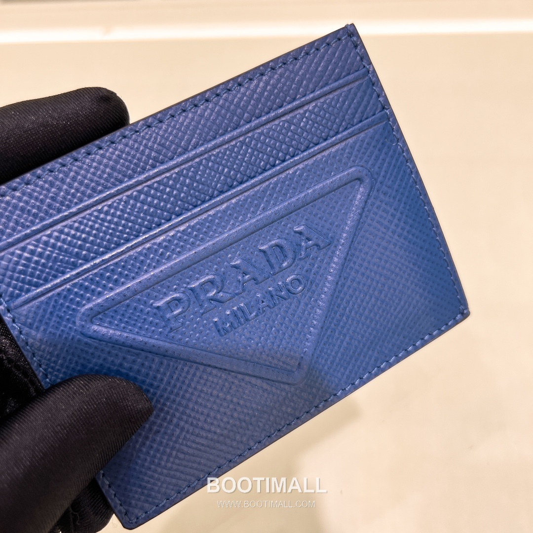 Prada Saffiano Leather Card Holder Wallet with Triangle Logo Detail 프라다 사피아노 레더 트라이앵글 로고 카드홀더 지갑 P398766015 10cm 8