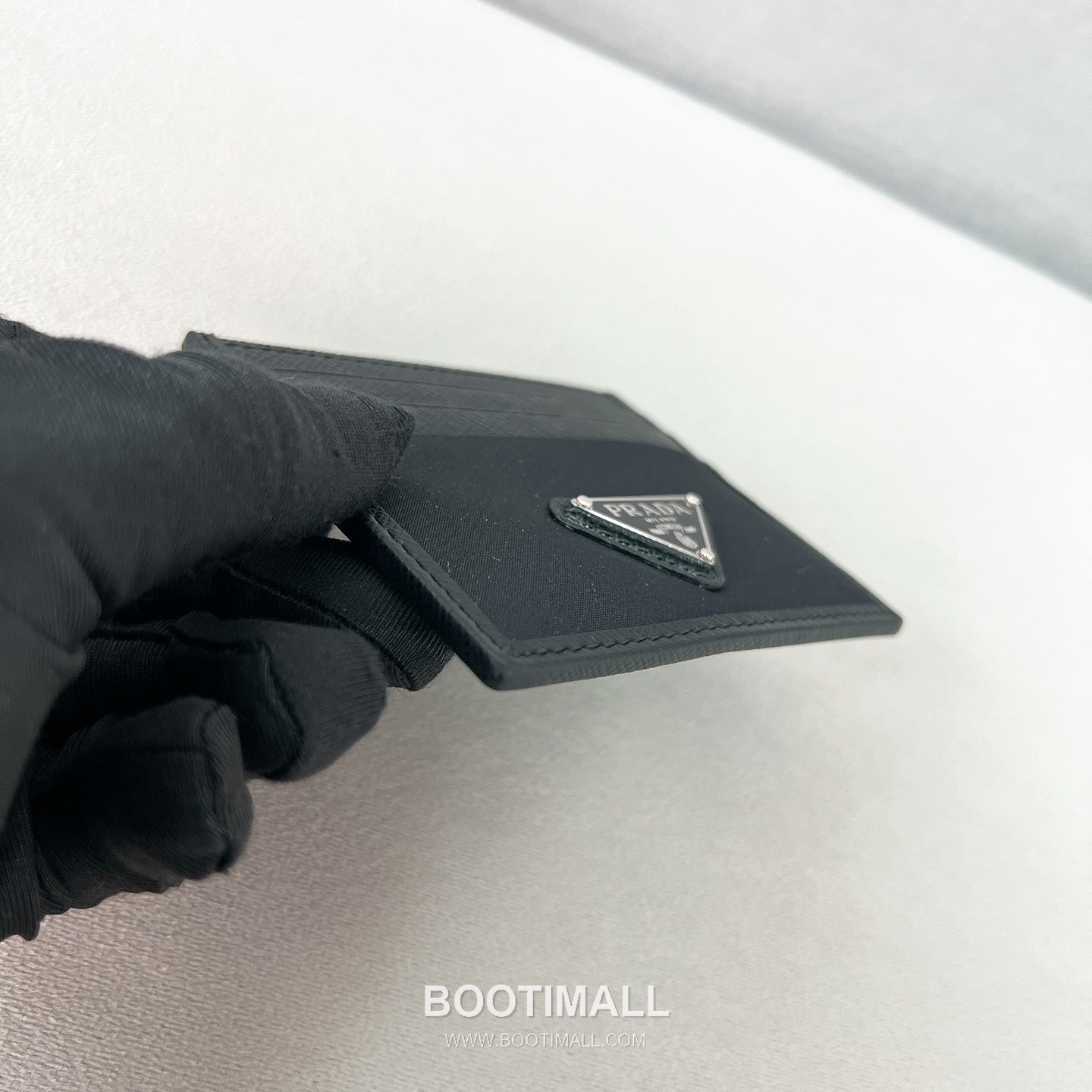 Prada Oil Wax Leather Card Holder Wallet with Triangle Logo Detail 프라다 오일왁스 레더 트라이앵글 로고 카드홀더 지갑 P398766022 10cm 8