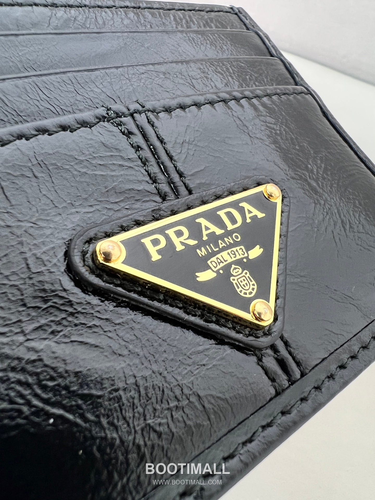Prada Oil Wax Leather Card Holder Wallet with Triangle Logo Detail 프라다 오일왁스 레더 트라이앵글 로고 카드홀더 지갑 P398766022 10cm 7