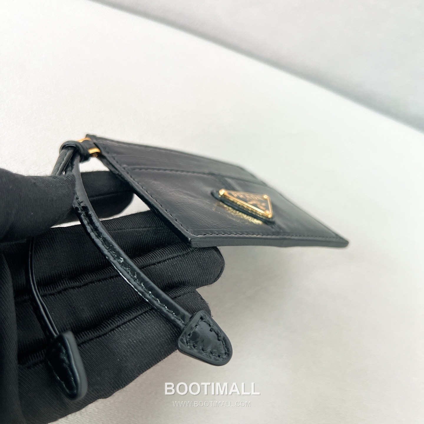 Prada Oil Wax Leather Card Holder Wallet with Triangle Logo Detail 프라다 오일왁스 레더 트라이앵글 로고 카드홀더 지갑 P398766022 10cm 8