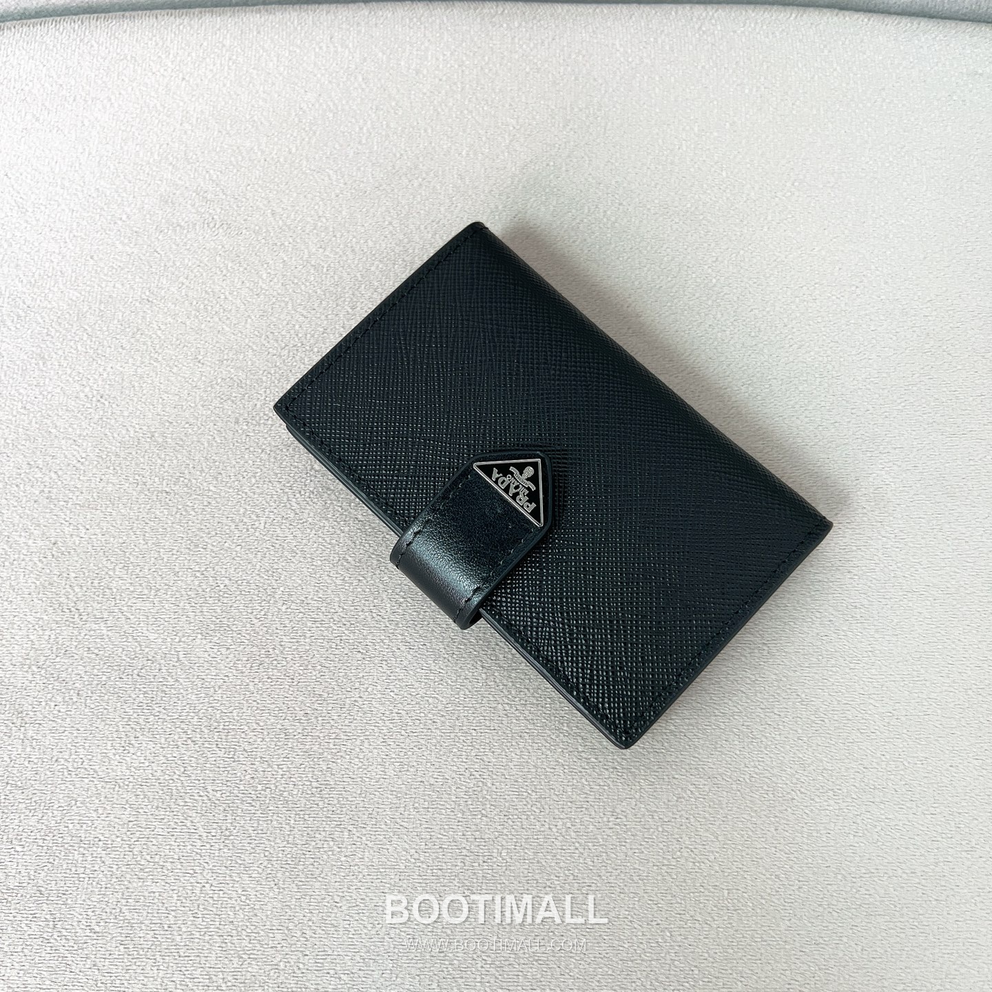 Prada Saffiano Leather Card Holder Wallet with Triangle Logo Detail 프라다 사피아노 레더 트라이앵글 로고 카드홀더 지갑 P398766028 11cm 5