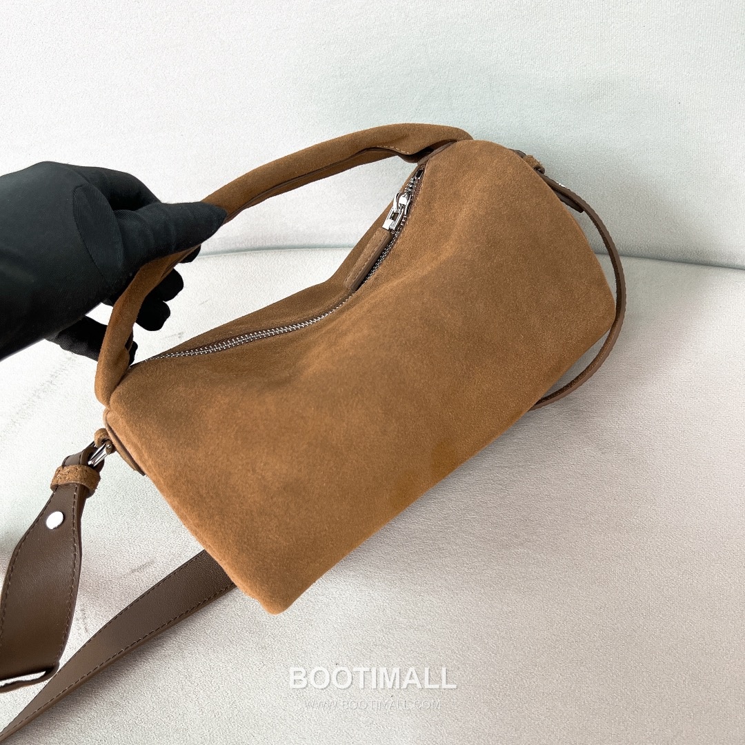 Prada Suede Leather Shoulder Tote Bag with Engraved Logo Detail 프라다 스웨이드 레더 인그레이브 로고 숄더 토트백 P3987660088 24cm 6