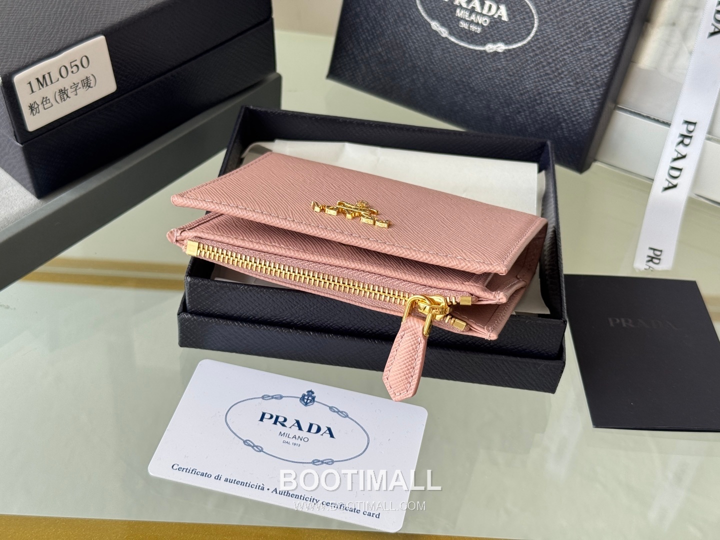 Prada Saffiano Leather Compact Wallet with Snap Closure Card Slot Detail 프라다 사피아노 레더 스냅 클로저 카드슬롯 반지갑 1ML050 10cm 3