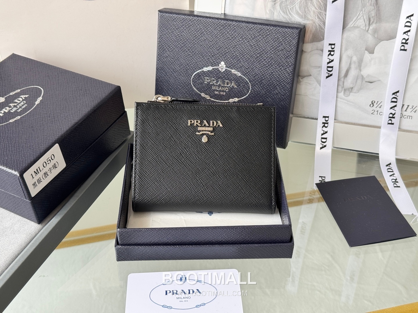 Prada Saffiano Leather Compact Wallet with Snap Closure Card Slot Detail 프라다 사피아노 레더 스냅 클로저 카드슬롯 반지갑 1ML050 10cm 1