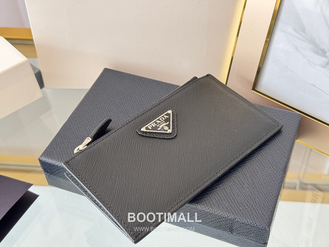 Prada Saffiano Leather Card Holder Wallet with Zip Coin Pocket Detail 프라다 사피아노 레더 지퍼 코인포켓 카드홀더 지갑 1MC079 15cm 6