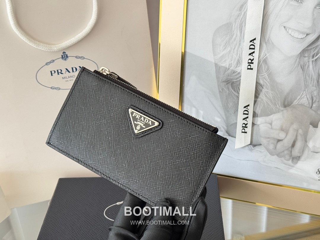 Prada Saffiano Leather Card Holder Wallet with Zip Coin Pocket Detail 프라다 사피아노 레더 지퍼 코인포켓 카드홀더 지갑 1MC079 15cm 7
