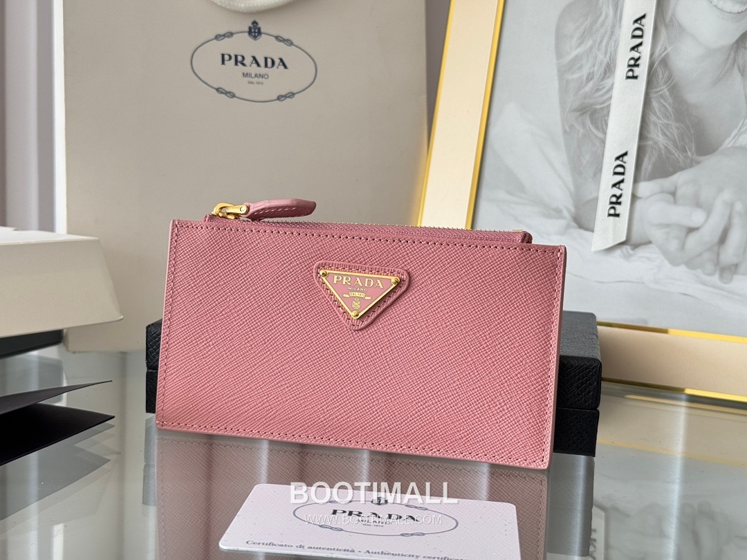 Prada Saffiano Leather Card Holder Wallet with Zip Coin Pocket Detail 프라다 사피아노 레더 지퍼 코인포켓 카드홀더 지갑 1MC079 15cm 3