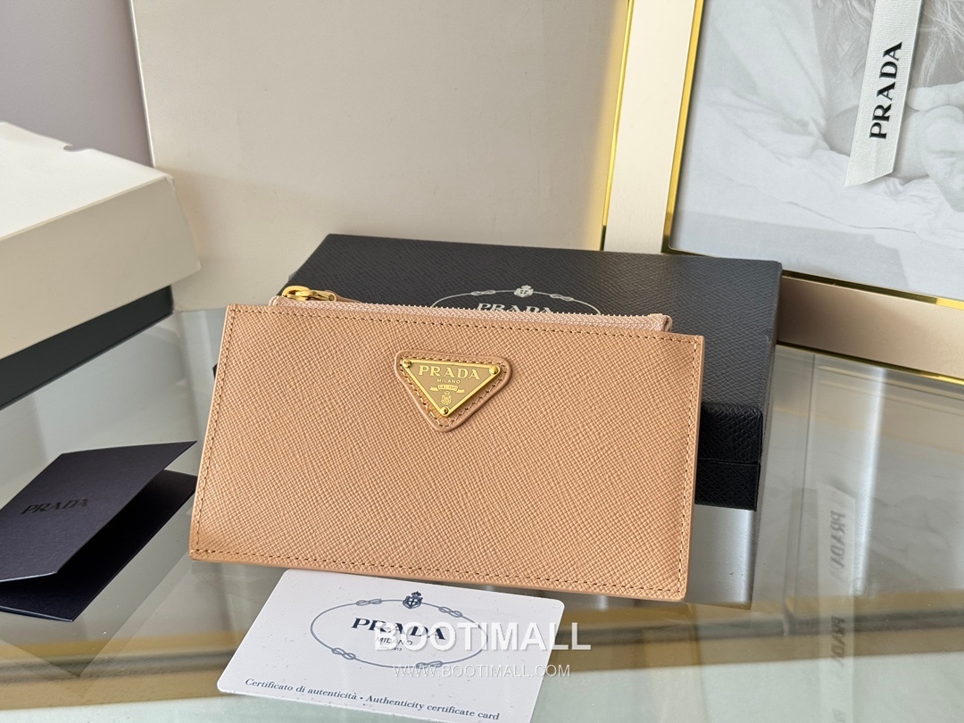 Prada Saffiano Leather Card Holder Wallet with Zip Coin Pocket Detail 프라다 사피아노 레더 지퍼 코인포켓 카드홀더 지갑 1MC079 15cm 2