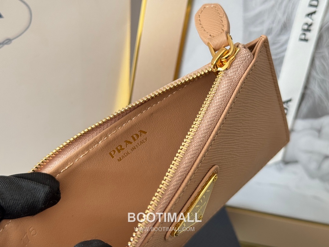 Prada Saffiano Leather Card Holder Wallet with Zip Coin Pocket Detail 프라다 사피아노 레더 지퍼 코인포켓 카드홀더 지갑 1MC079 15cm 9