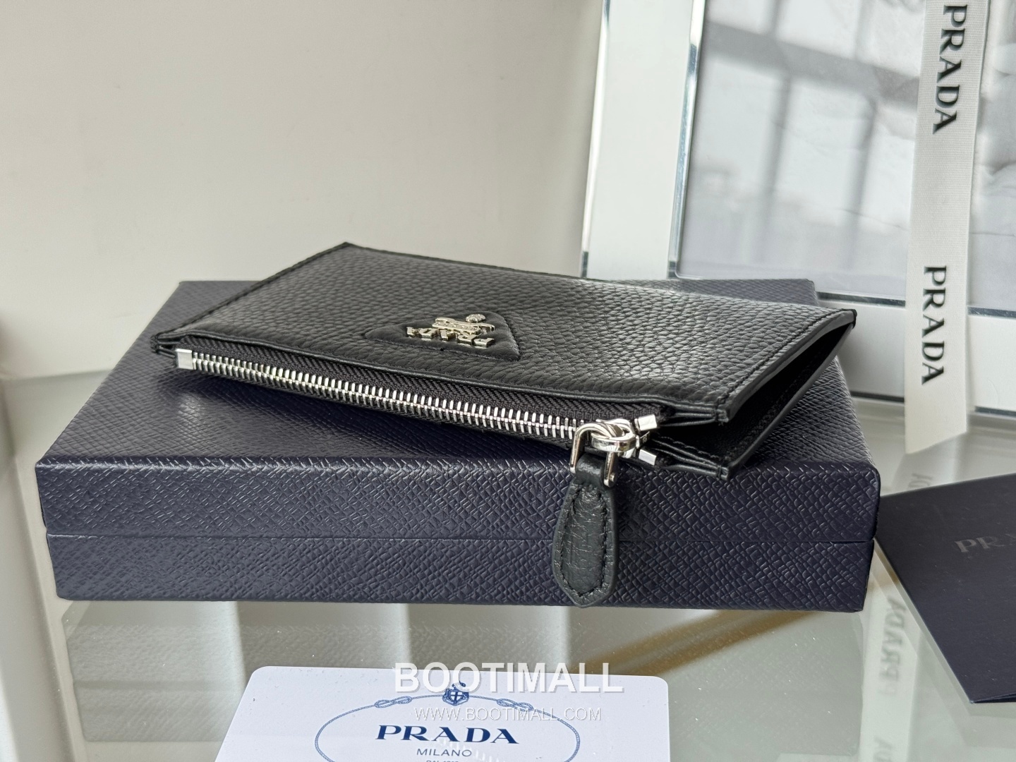 Prada Pebbled Calfskin Leather Card Holder Wallet with Zip Coin Pocket Detail 프라다 페블드 카프스킨 레더 지퍼 코인포켓 카드홀더 지갑 2MC086 13cm 4