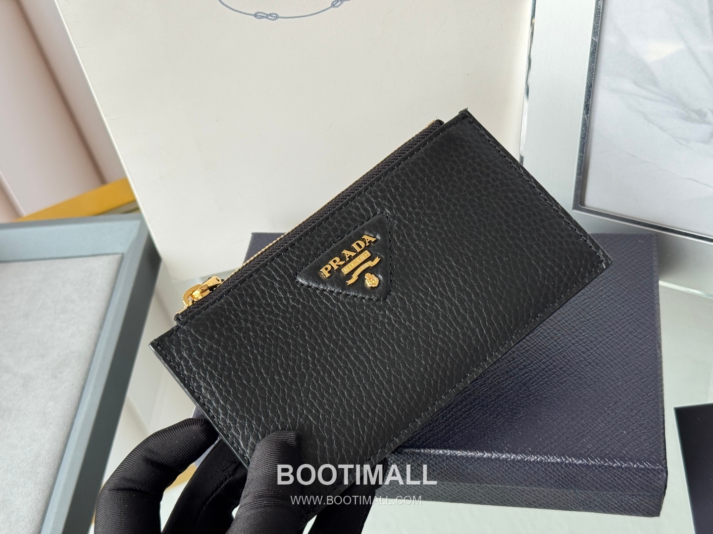 Prada Pebbled Calfskin Leather Card Holder Wallet with Zip Coin Pocket Detail 프라다 페블드 카프스킨 레더 지퍼 코인포켓 카드홀더 지갑 2MC086 13cm 8