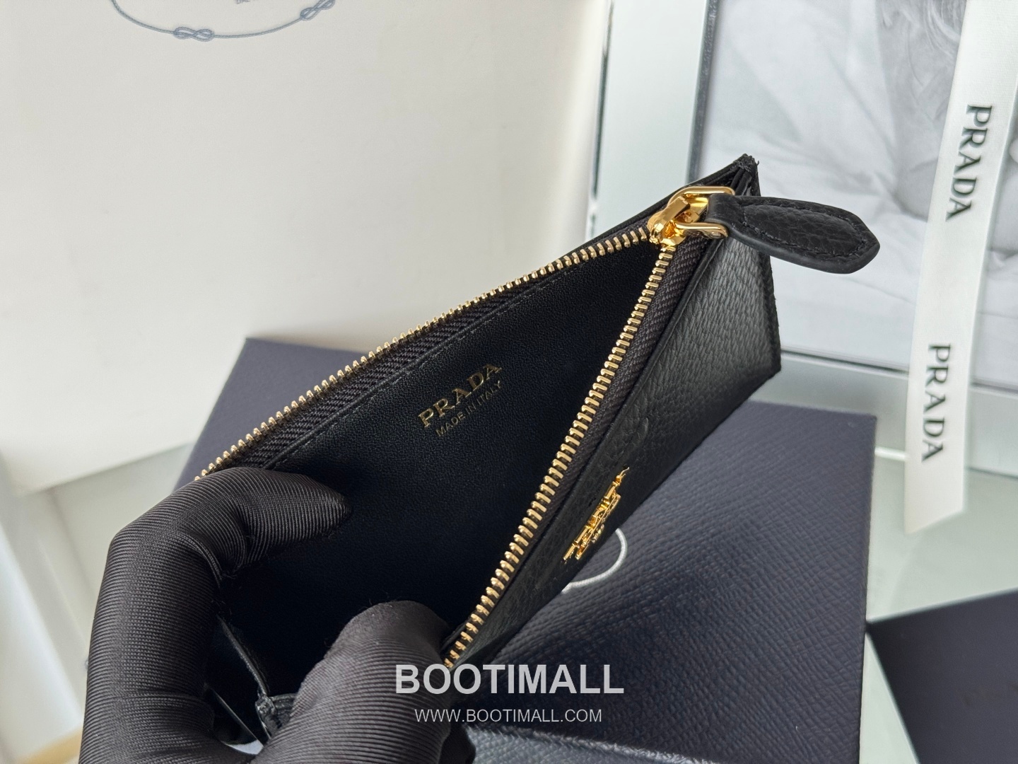 Prada Pebbled Calfskin Leather Card Holder Wallet with Zip Coin Pocket Detail 프라다 페블드 카프스킨 레더 지퍼 코인포켓 카드홀더 지갑 2MC086 13cm 11