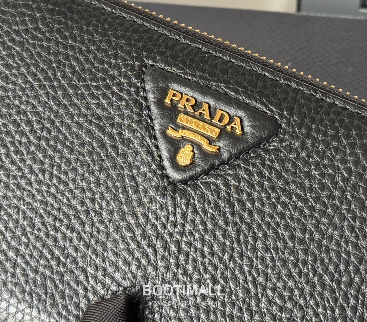 Prada Pebbled Calfskin Leather Zip Long Wallet with Single Zip Detail 프라다 페블드 카프스킨 레더 싱글 지퍼 장지갑 1ML506 20cm 6