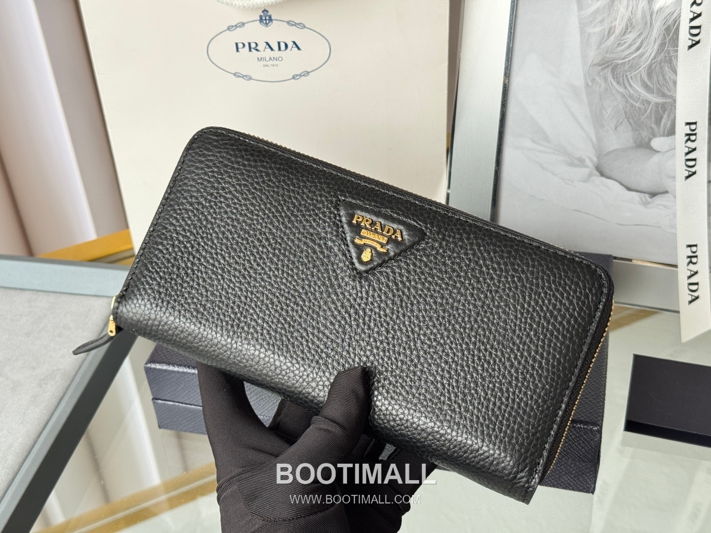 Prada Pebbled Calfskin Leather Zip Long Wallet with Single Zip Detail 프라다 페블드 카프스킨 레더 싱글 지퍼 장지갑 1ML506 20cm 7