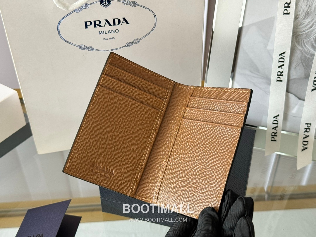 Prada Saffiano Leather Card Holder Wallet with Zip Coin Pocket Detail 프라다 사피아노 레더 지퍼 코인포켓 카드홀더 지갑 2MC101 11cm 7