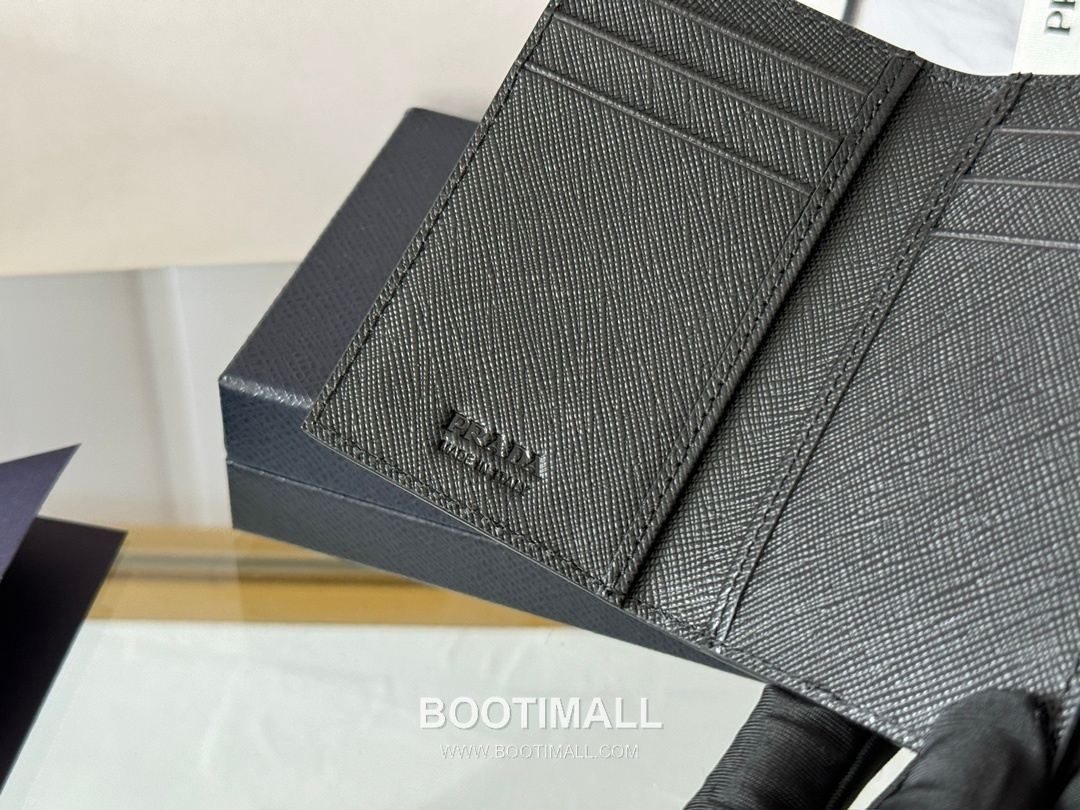 Prada Saffiano Leather Card Holder Wallet with Zip Coin Pocket Detail 프라다 사피아노 레더 지퍼 코인포켓 카드홀더 지갑 2MC101 11cm 7