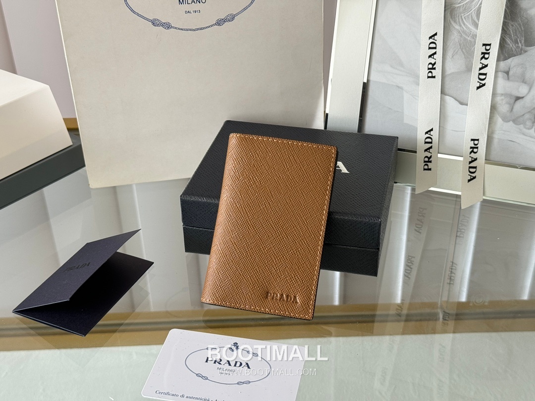 Prada Saffiano Leather Card Holder Wallet with Zip Coin Pocket Detail 프라다 사피아노 레더 지퍼 코인포켓 카드홀더 지갑 2MC101 11cm 2