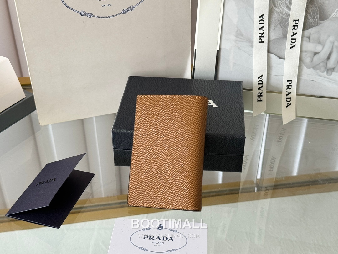 Prada Saffiano Leather Card Holder Wallet with Zip Coin Pocket Detail 프라다 사피아노 레더 지퍼 코인포켓 카드홀더 지갑 2MC101 11cm 3