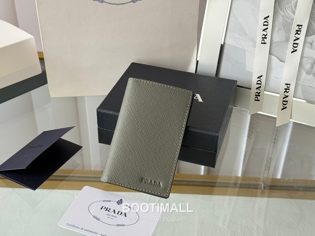 Prada Saffiano Leather Card Holder Wallet with Zip Coin Pocket Detail 프라다 사피아노 레더 지퍼 코인포켓 카드홀더 지갑 2MC101 11cm 2