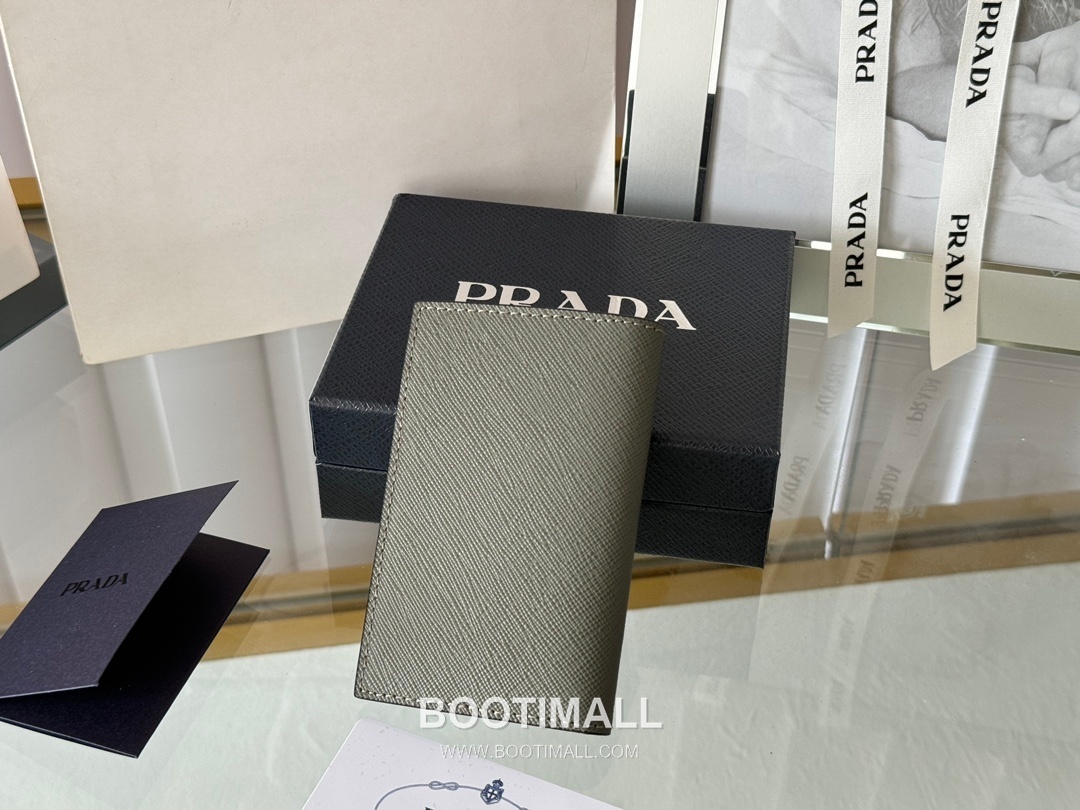 Prada Saffiano Leather Card Holder Wallet with Zip Coin Pocket Detail 프라다 사피아노 레더 지퍼 코인포켓 카드홀더 지갑 2MC101 11cm 3