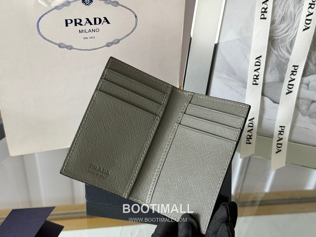 Prada Saffiano Leather Card Holder Wallet with Zip Coin Pocket Detail 프라다 사피아노 레더 지퍼 코인포켓 카드홀더 지갑 2MC101 11cm 7