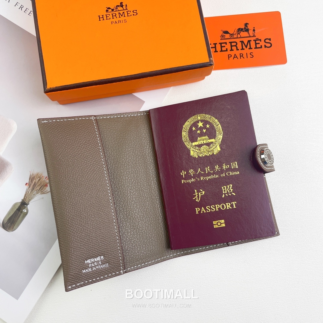 Hermes Evercolor Calfskin Leather Passport Holder Wallet with Snap Closure Detail 에르메스 에버컬러 카프스킨 레더 스냅 클로저 여권지갑 518 13.5cm 6