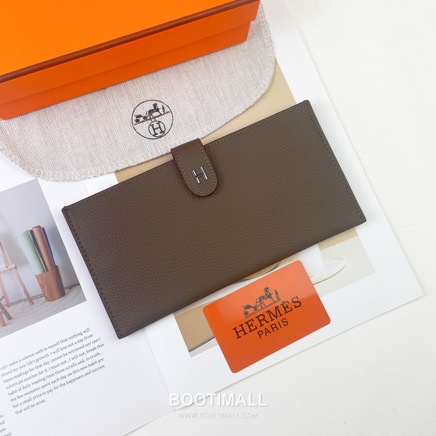 Hermes Barenia Calfskin Leather Long Wallet with Zip Pocket Snap Closure Detail 에르메스 바레니아 카프스킨 레더 지퍼 포켓 스냅 클로저 장지갑 317 21cm 1