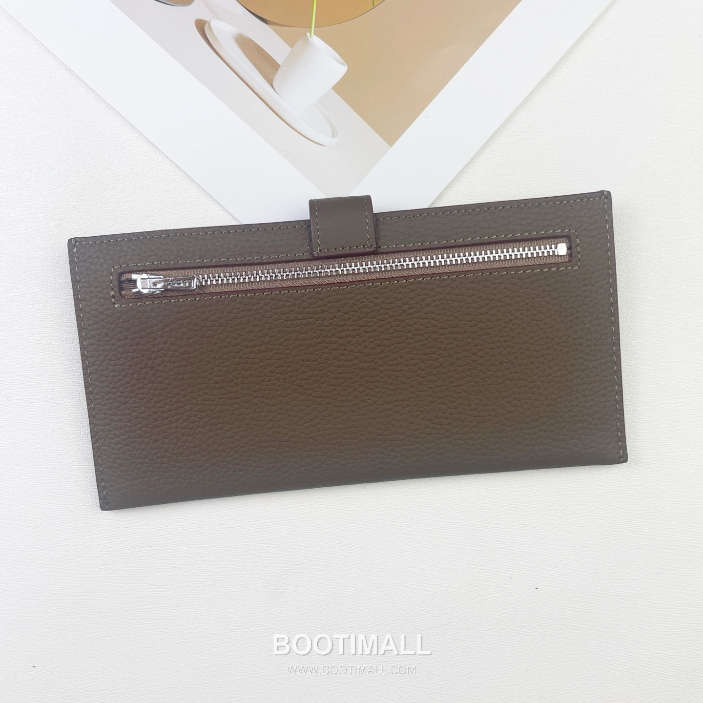 Hermes Barenia Calfskin Leather Long Wallet with Zip Pocket Snap Closure Detail 에르메스 바레니아 카프스킨 레더 지퍼 포켓 스냅 클로저 장지갑 317 21cm 5