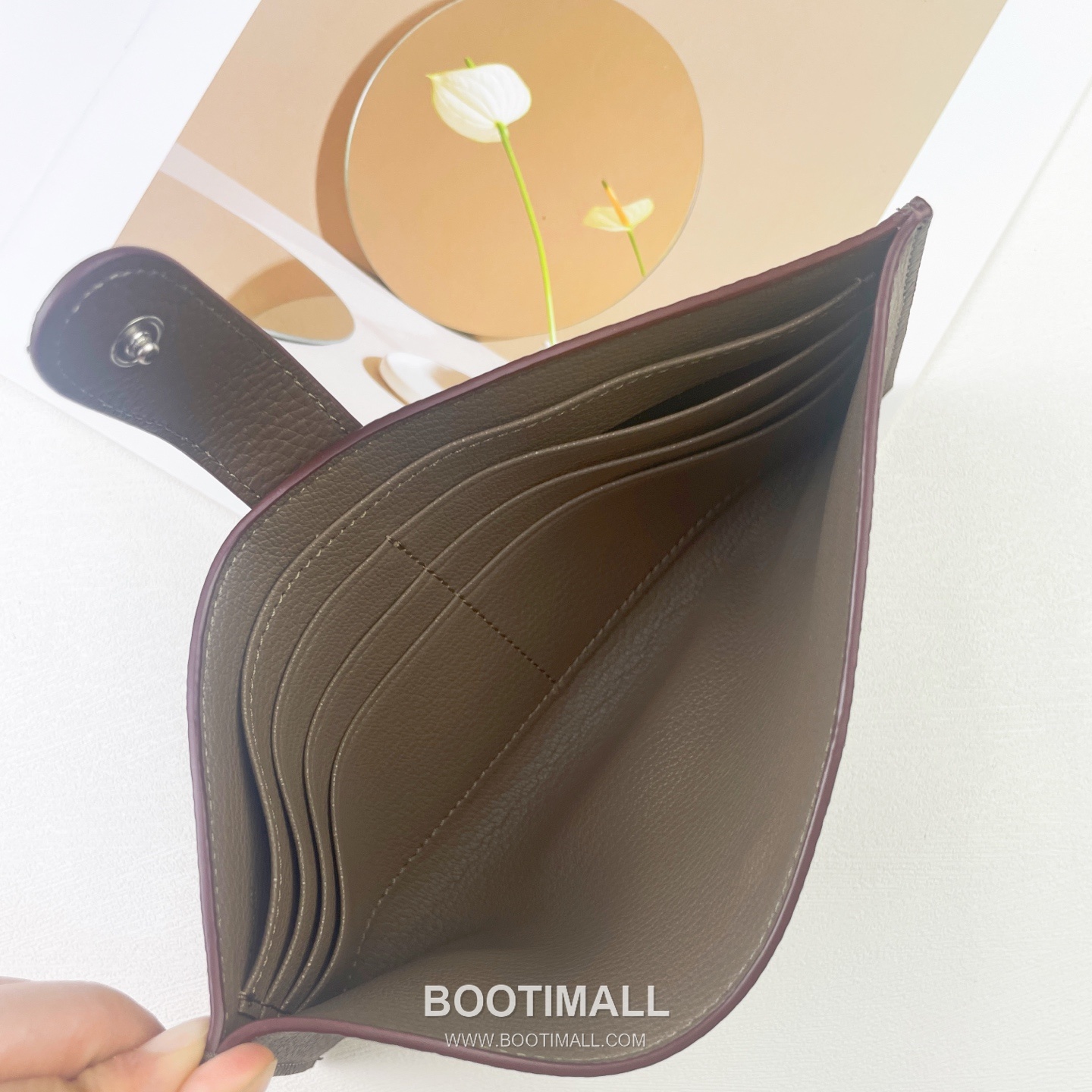 Hermes Barenia Calfskin Leather Long Wallet with Zip Pocket Snap Closure Detail 에르메스 바레니아 카프스킨 레더 지퍼 포켓 스냅 클로저 장지갑 317 21cm 6