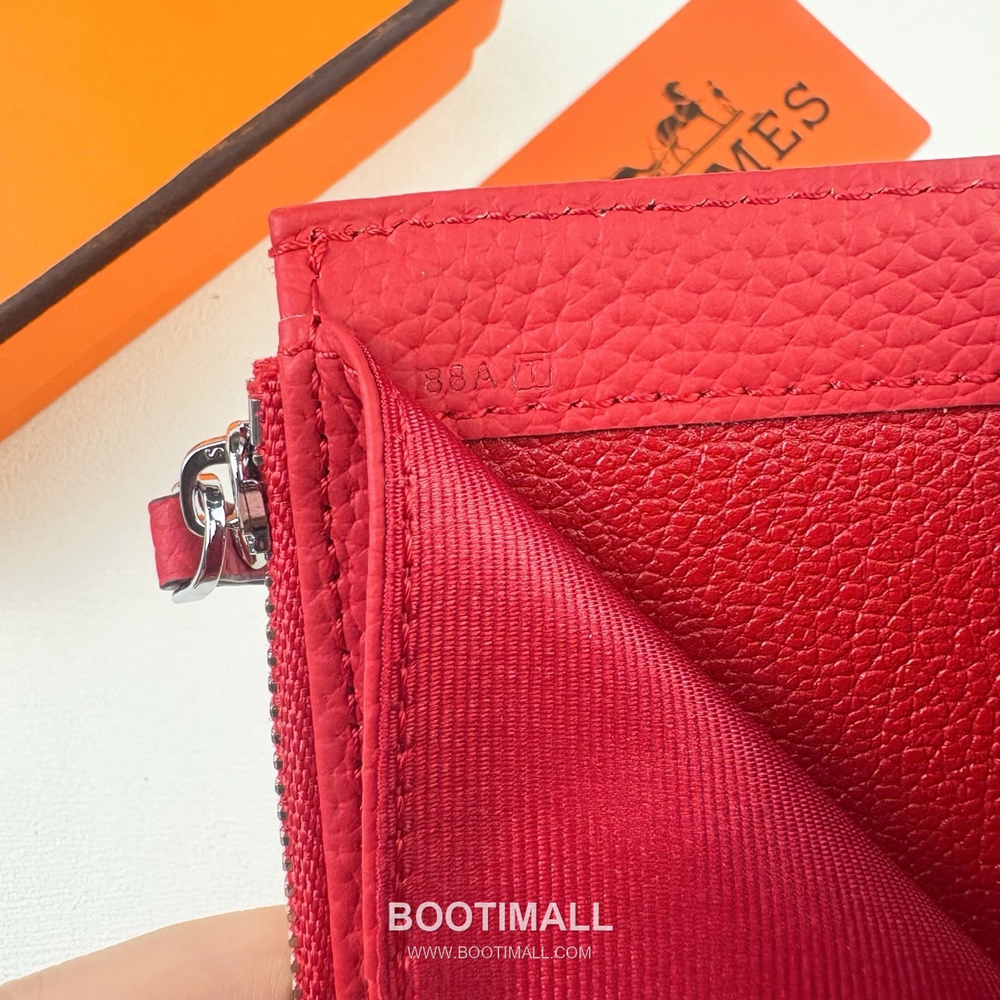 Hermes Barenia Calfskin Leather Compact Wallet with Zip Coin Pocket Detail 에르메스 바레니아 카프스킨 레더 지퍼 코인포켓 반지갑 6357 10.5cm 7