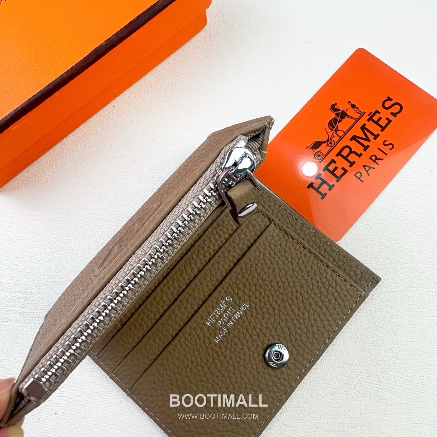 Hermes Barenia Calfskin Leather Compact Wallet with Zip Coin Pocket Detail 에르메스 바레니아 카프스킨 레더 지퍼 코인포켓 반지갑 6357 10.5cm 7