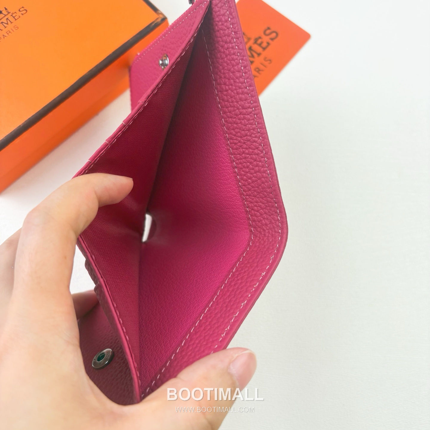 Hermes Barenia Calfskin Leather Compact Wallet with Zip Coin Pocket Detail 에르메스 바레니아 카프스킨 레더 지퍼 코인포켓 반지갑 6357 10.5cm 5
