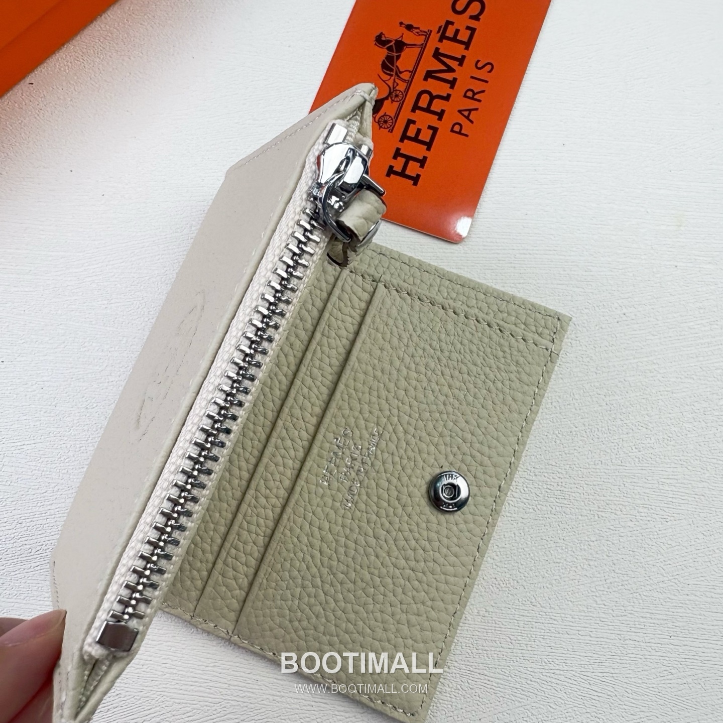 Hermes Barenia Calfskin Leather Compact Wallet with Zip Coin Pocket Detail 에르메스 바레니아 카프스킨 레더 지퍼 코인포켓 반지갑 6357 10.5cm 7