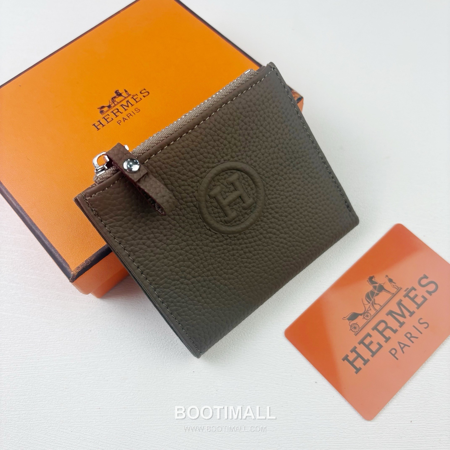 Hermes Barenia Calfskin Leather Compact Wallet with Zip Coin Pocket Detail 에르메스 바레니아 카프스킨 레더 지퍼 코인포켓 반지갑 6357 10.5cm 2