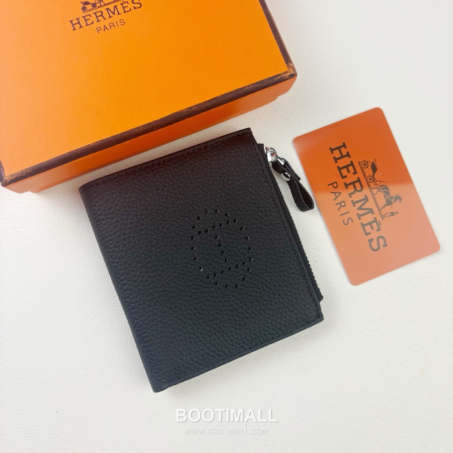 Hermes Barenia Calfskin Leather Compact Wallet with Perforated Detail Zip Coin Pocket 에르메스 바레니아 카프스킨 레더 펀칭 디테일 지퍼 코인포켓 반지갑 6357 10.5cm 1