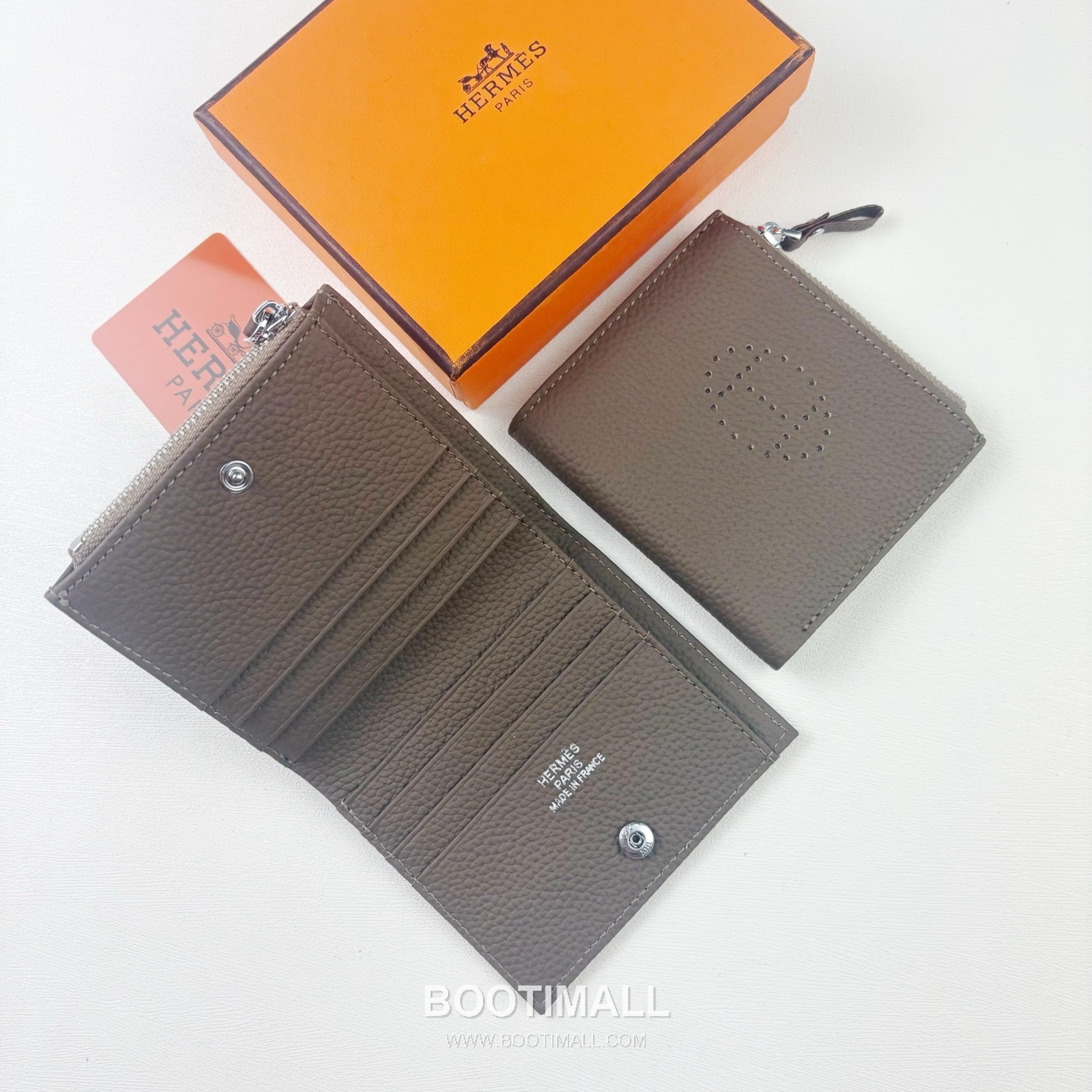 Hermes Barenia Calfskin Leather Compact Wallet with Perforated Detail Zip Coin Pocket 에르메스 바레니아 카프스킨 레더 펀칭 디테일 지퍼 코인포켓 반지갑 6357 10.5cm 2
